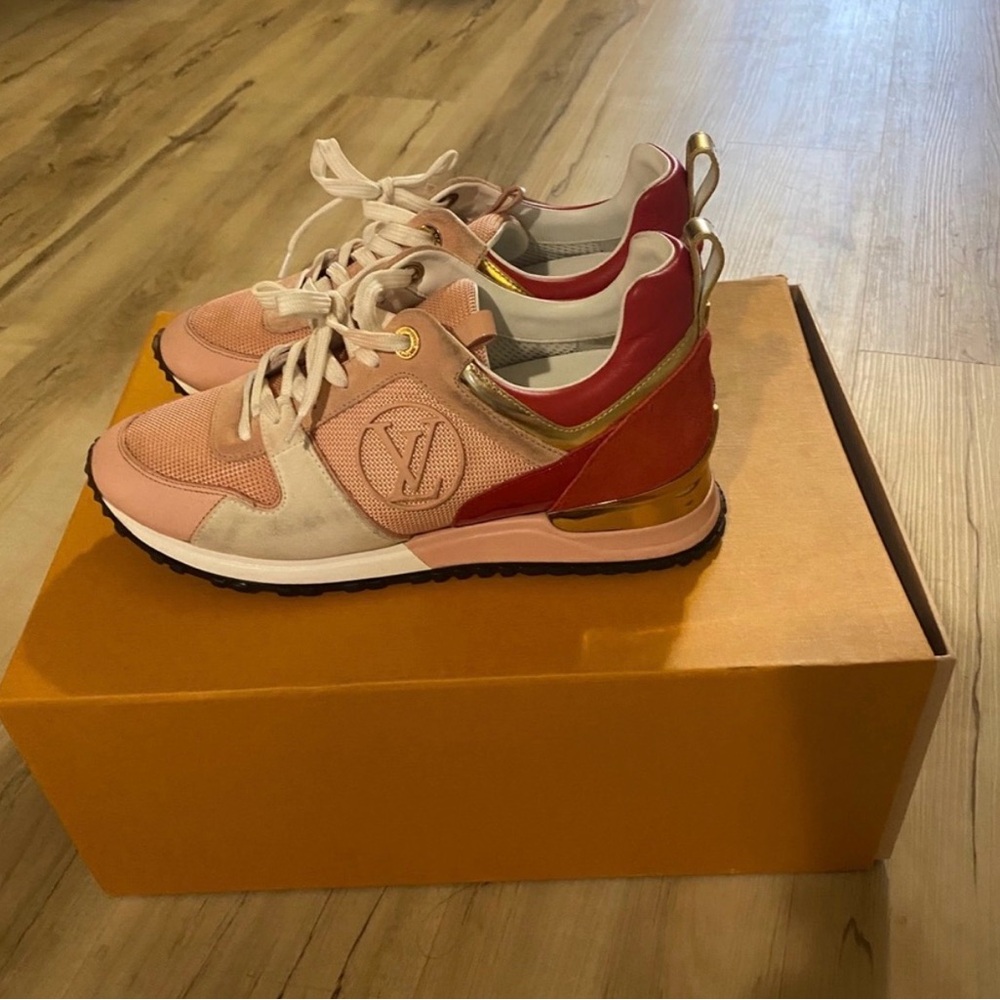 Authentic Louis Vuitton Run Away Sneakers pink red 38 8